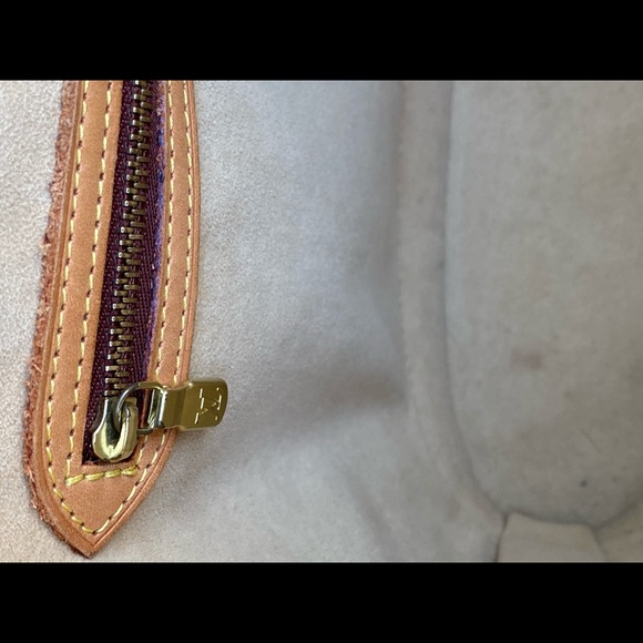 🚫SOLD🚫Authentic Louis Vuitton Babylon Tote - Picture 14 of 14